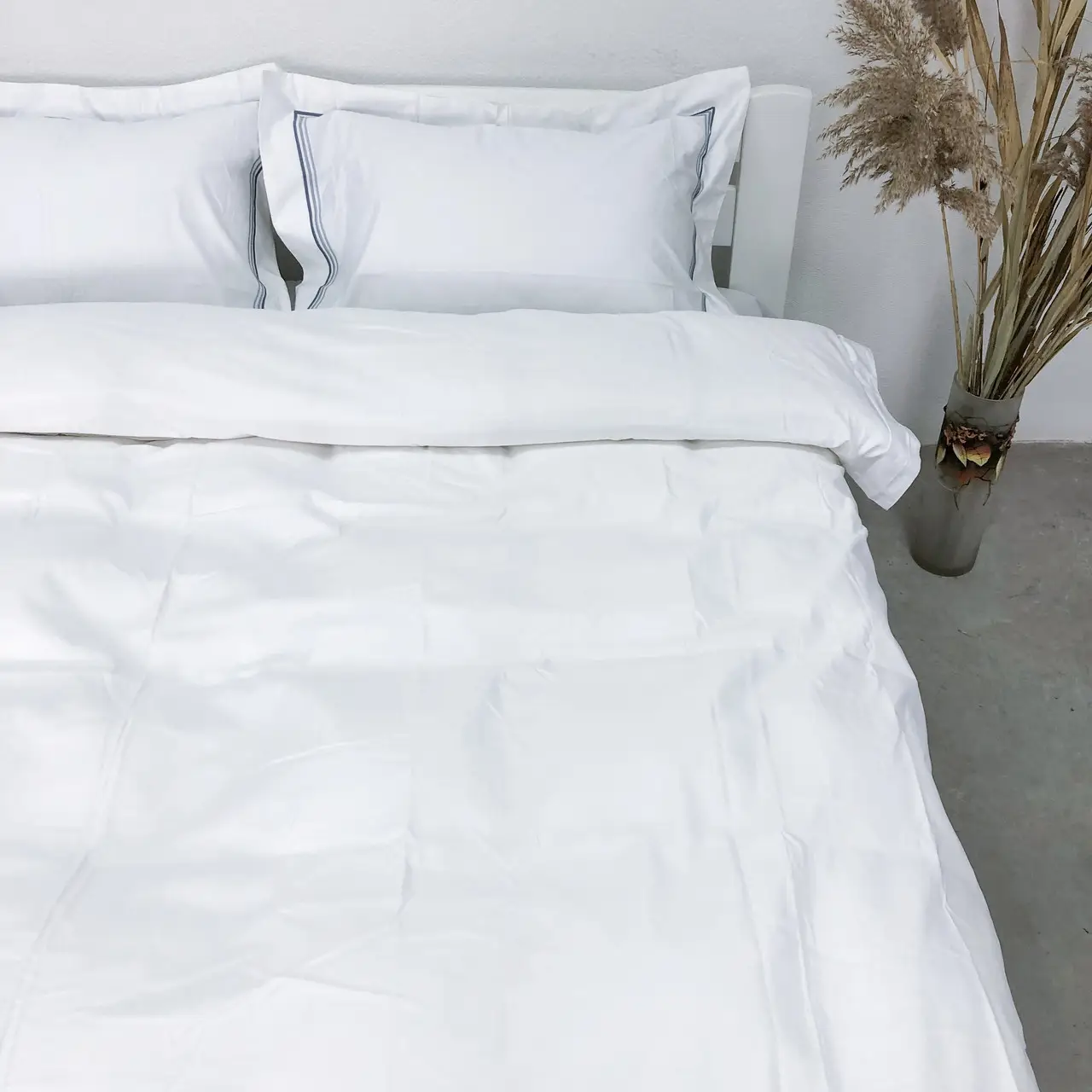 Постільна білизна Woodbury’s Luxury White сатин-люкс