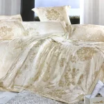 Постільна білизна Vie Nouvelle жаккард із шовковою вишивкою євро 200х220 JE-01