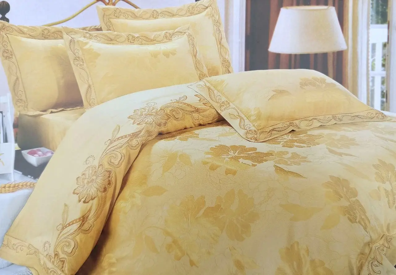 Постільна білизна Vie Nouvelle жакард з вишивкою євро 200×220 JE-70B