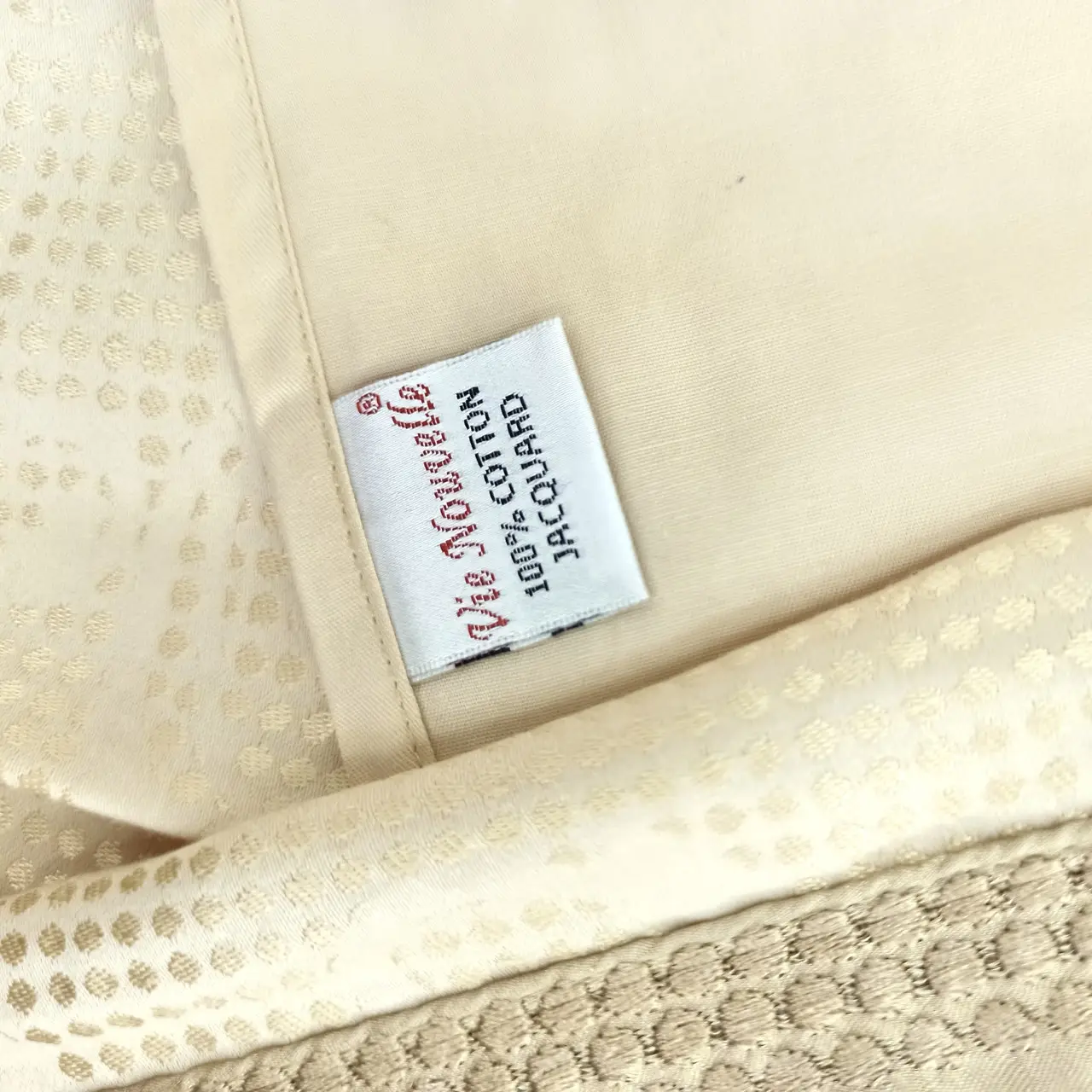 Постільна білизна Vie Nouvelle жаккард із шовковою вишивкою євро 200х220 JE-A005