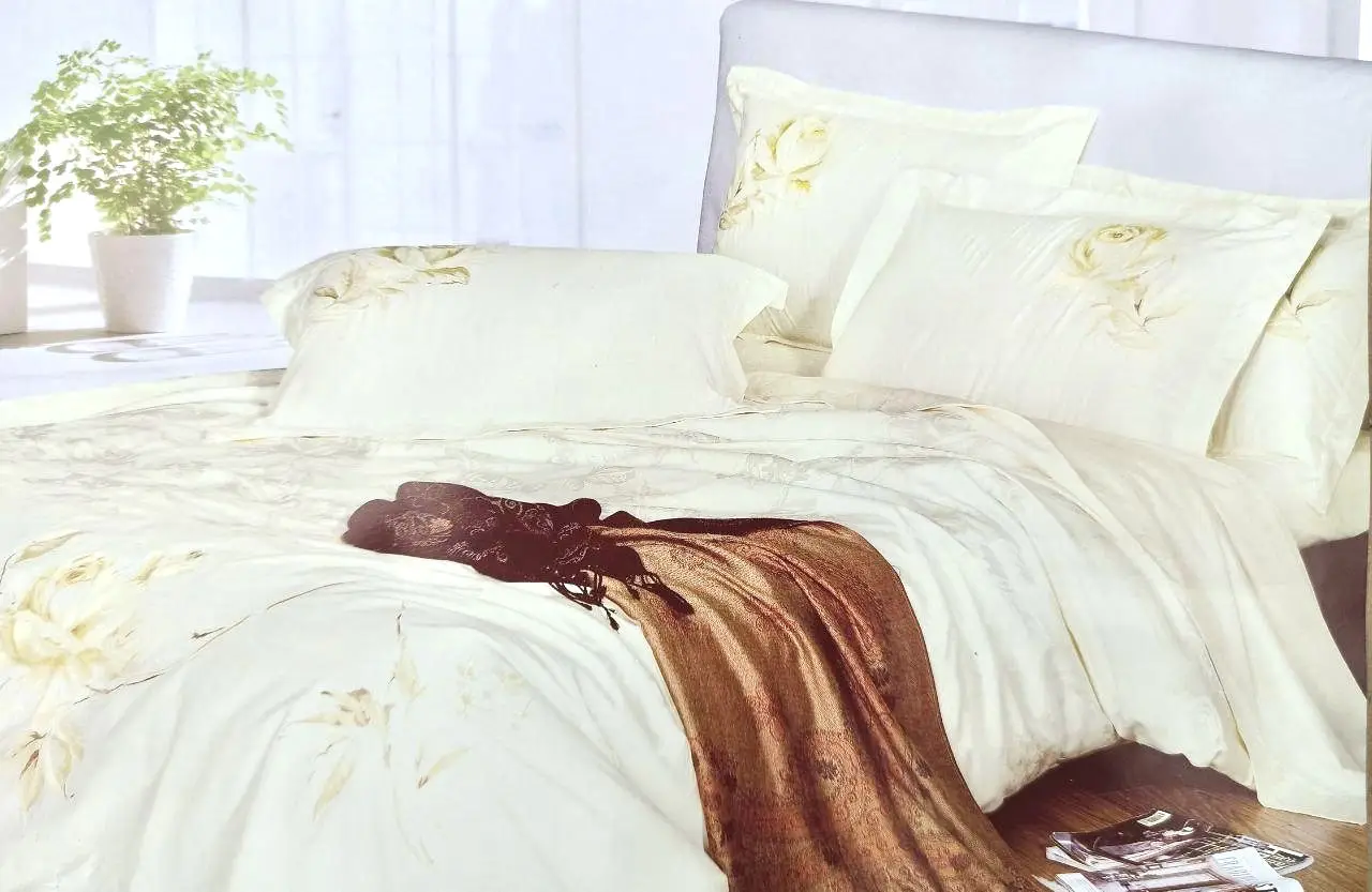 Постільна білизна Vie Nouvelle жакард з вишивкою євро 200×220 JE-149А