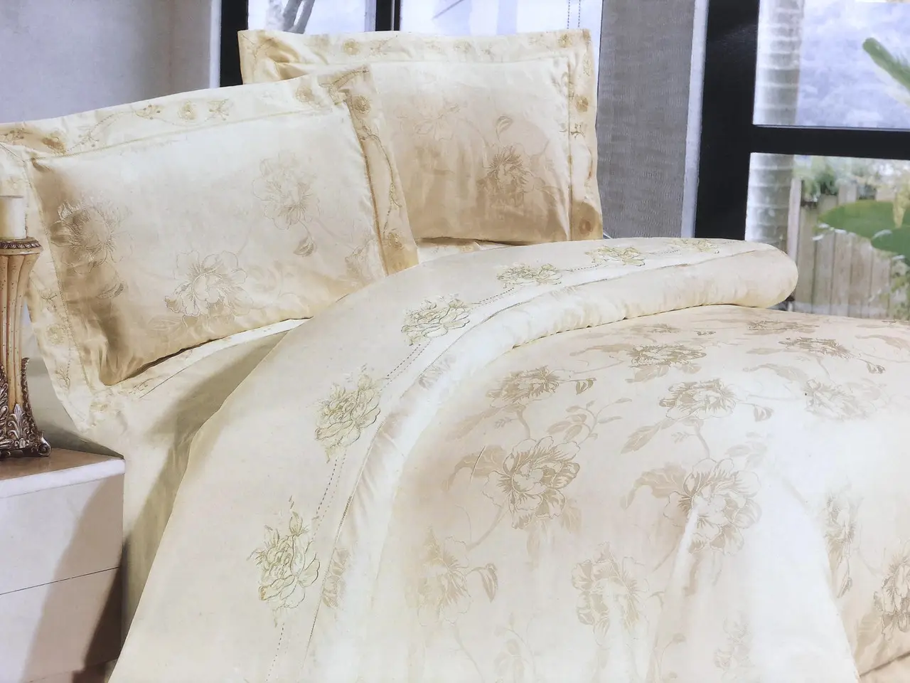 Постільна білизна Vie Nouvelle жакард з вишивкою євро 200×220 JE-15