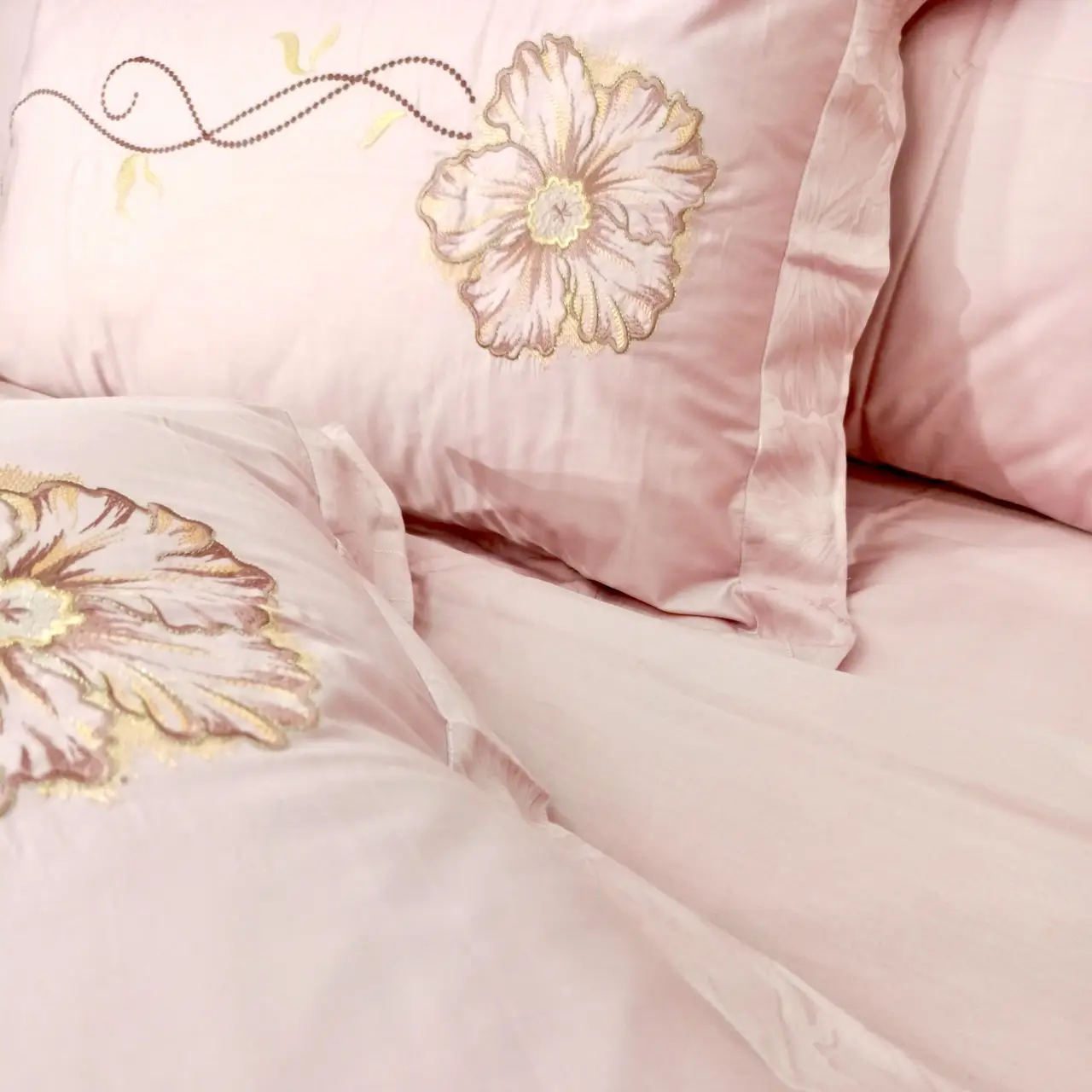 Постільна білизна Ailin жаккард з вишивкою євро 200×220 JE-21E Рожевий