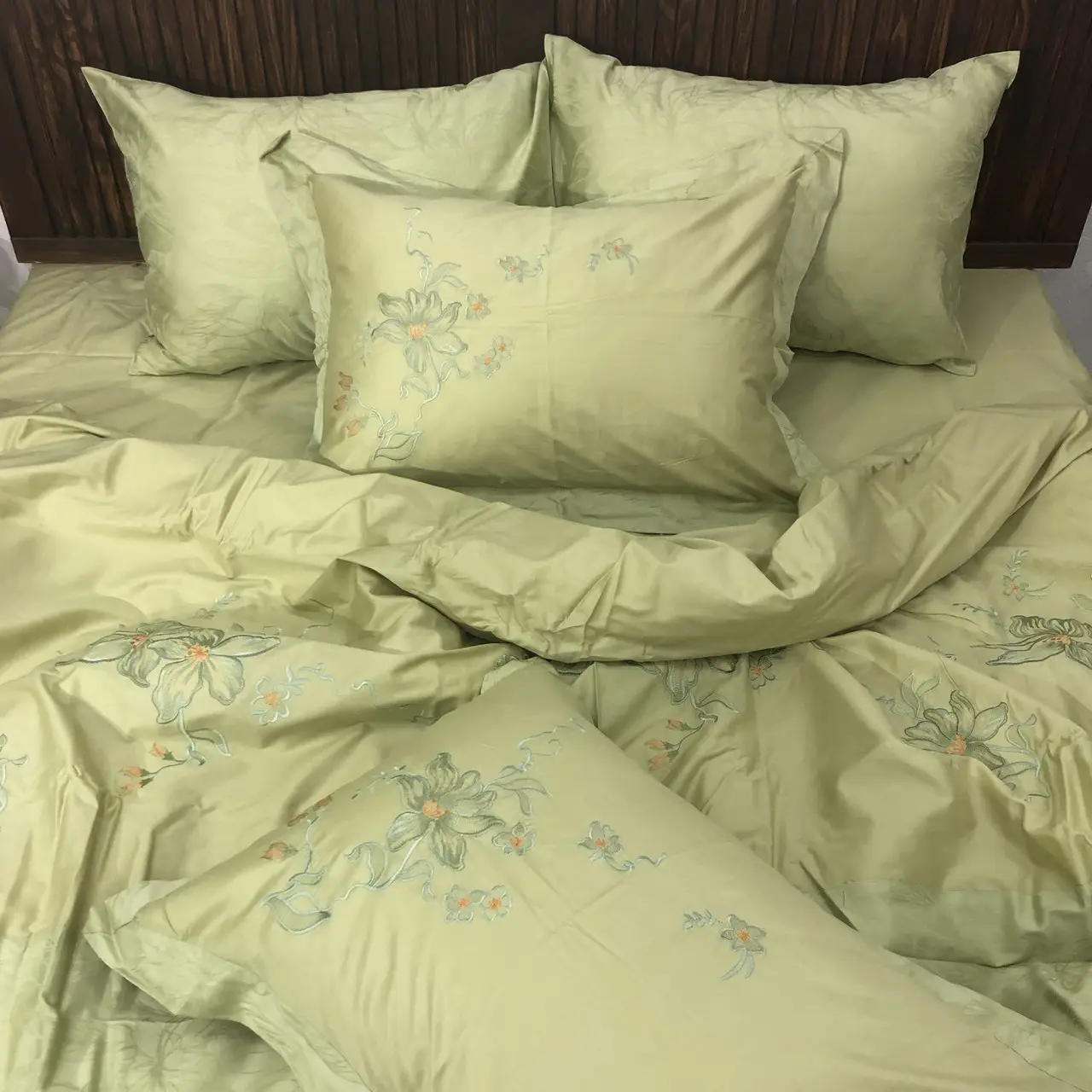 Постільна білизна з вишивкою Ailin JE-22