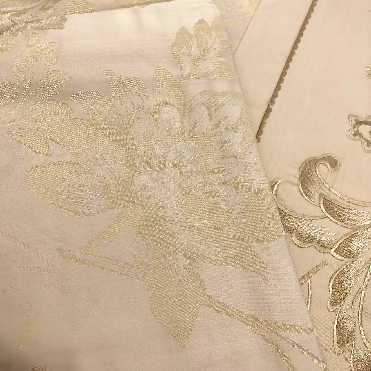 Постільна білизна Vie Nouvelle жакард з вишивкою JE-323