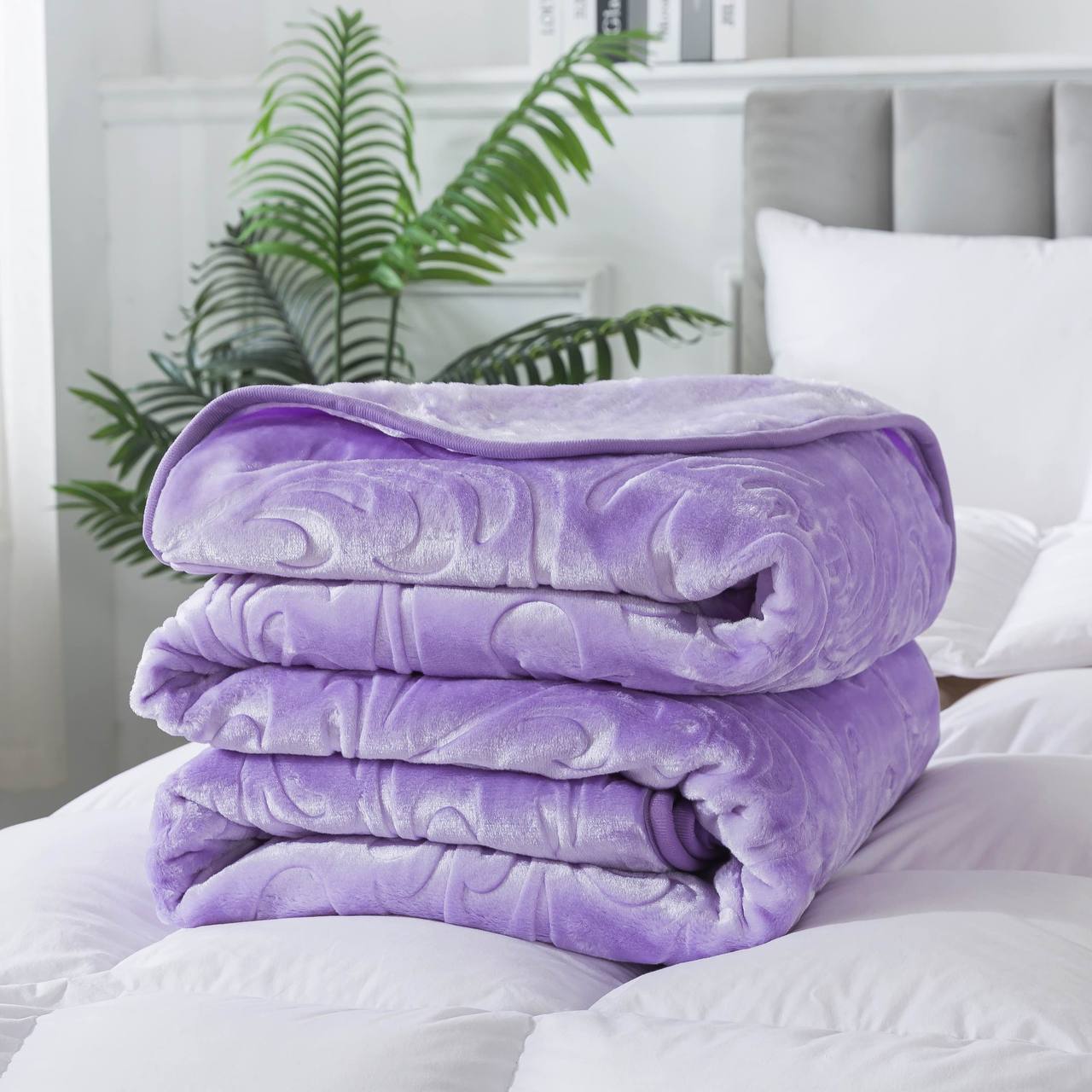 Плед велюровий з видавкою однотонний Vitas 200х240 срібний D018