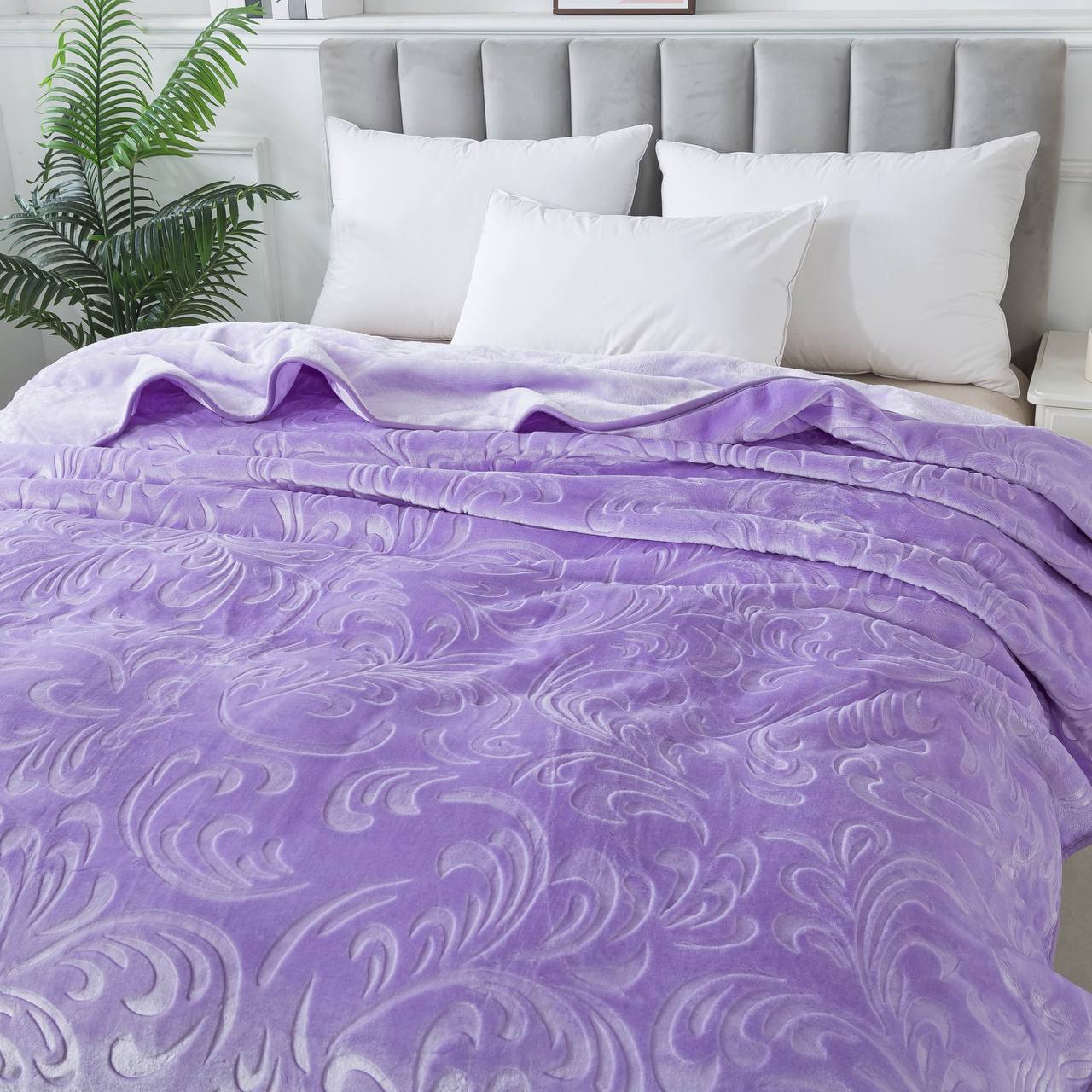 Плед велюровий з видавкою однотонний Vitas 200х240 лавандовий 3817